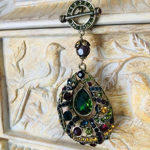 Heidi Daus Swarovski Crystal Necklace. Multicolor.